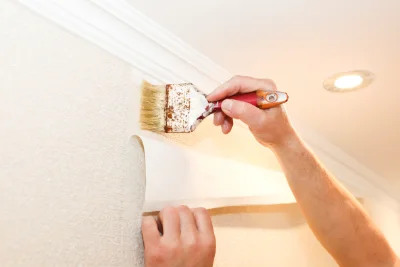Pose de papier peint à Landry — revêtements muraux et toiles de verre